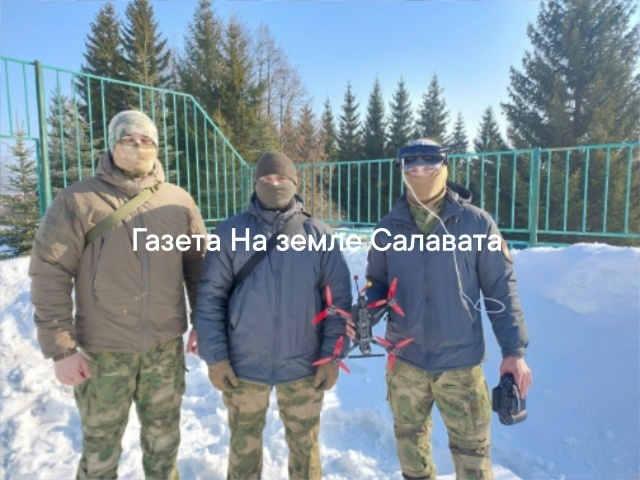     Егеттәр берҙәмлектәре, еңеүгә ышаныстары менән көслө.