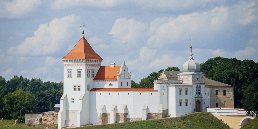 Куда поехать на майские: 14 небанальных направлений