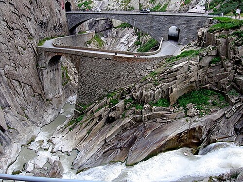 место где в 18 веке находился Чёртов мост (Тейфельсбрюке)