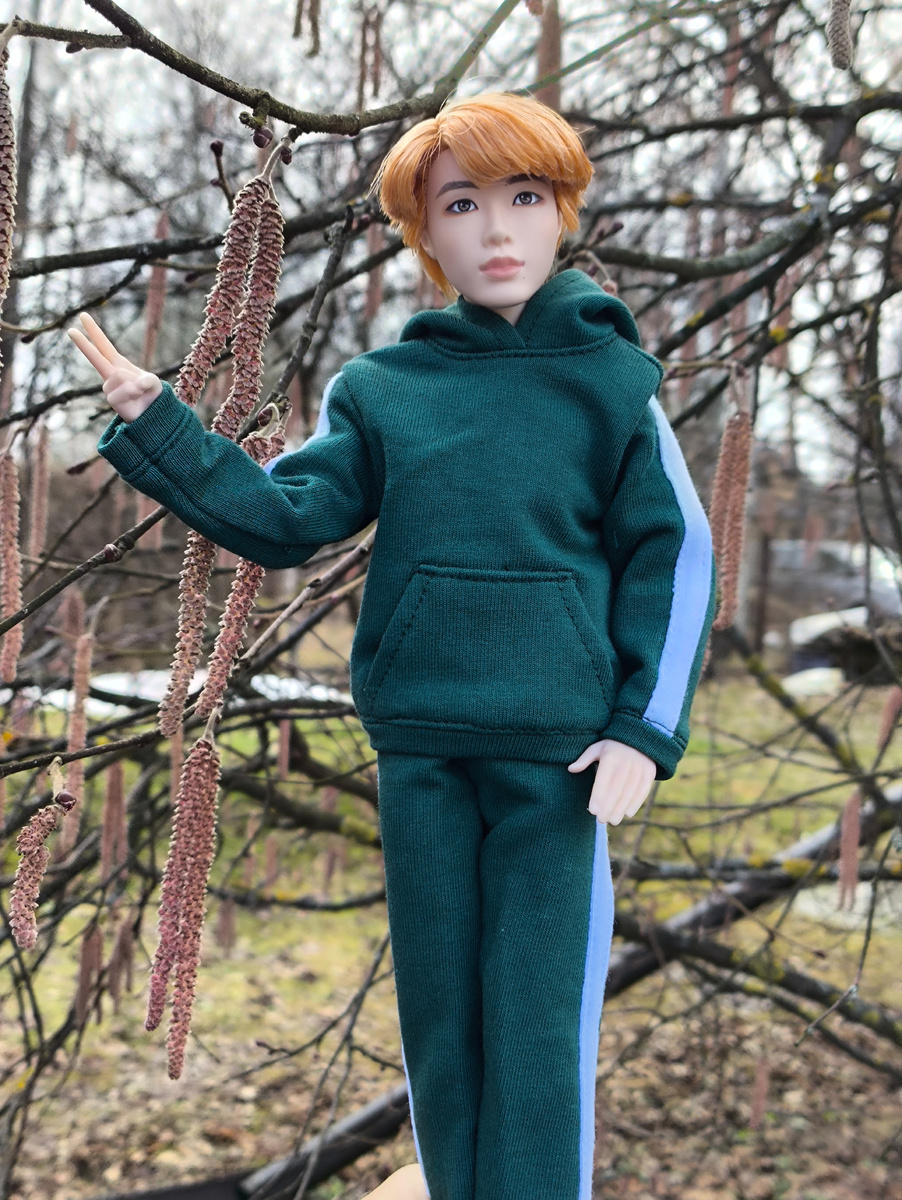 Цветёт орешник) 