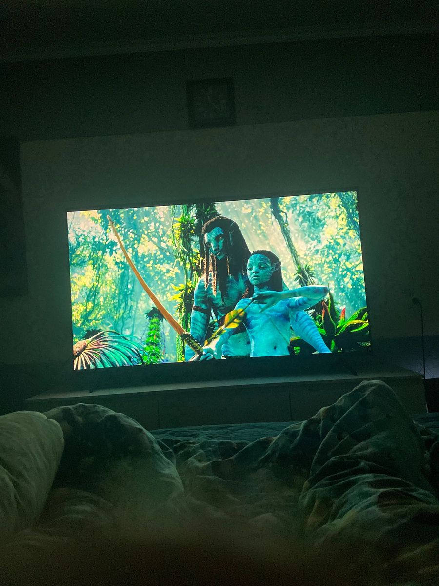 TCL Q6CS с QD-Mini LED: стоит ли переплачивать за телевизор в 2026 году?
