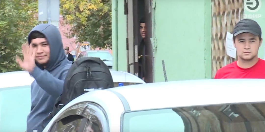 "Будто они хозяева" В исторический дом в Казани нелегально заселили мигрантов, они сразу начали терроризировать соседей