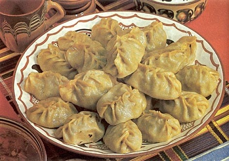 Манты: 10 проверенных рецептов от классики до веганских — с секретами теста и начинки