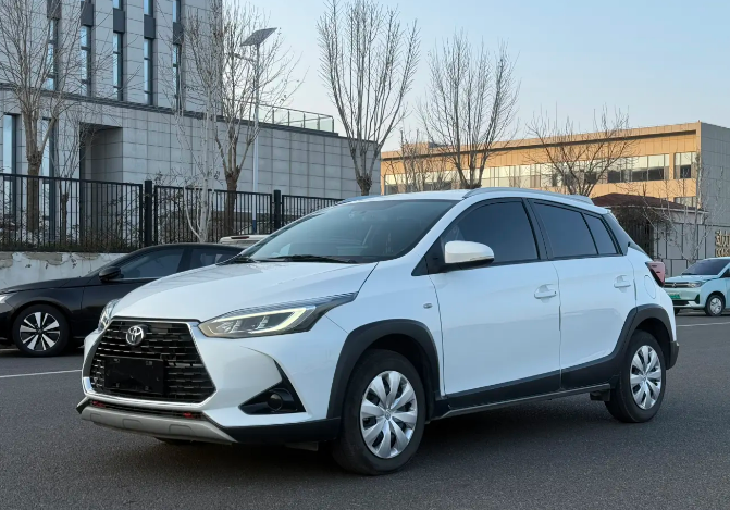 Toyota YARiS L за 1,47 млн: пять вопросов перед покупкой хэтчбека из Китая