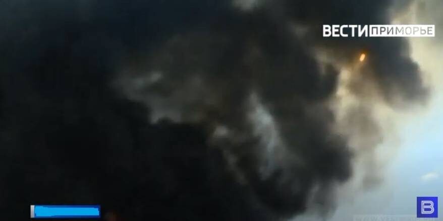 Стали известны подробности пожара на улице Котельникова во Владивостоке