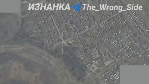    Авиаудар экипажа Су-34 ФАБ-3000 с УМПК по ПВД ВСУ в Красном Лимане. Видео: "Изнанка"
