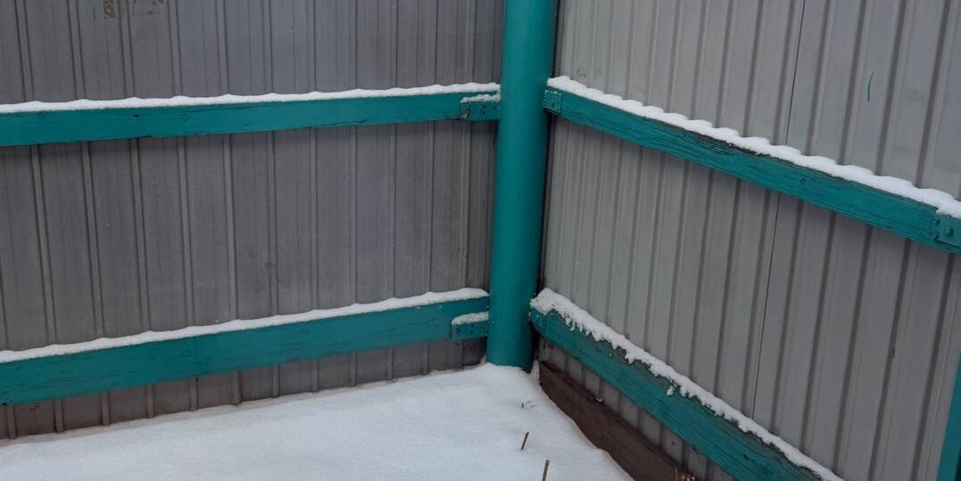 И снова снег… зима решила вернуться?❗️Скользко из-за снега в городе, на Мандрике и по трассе в Кяхту