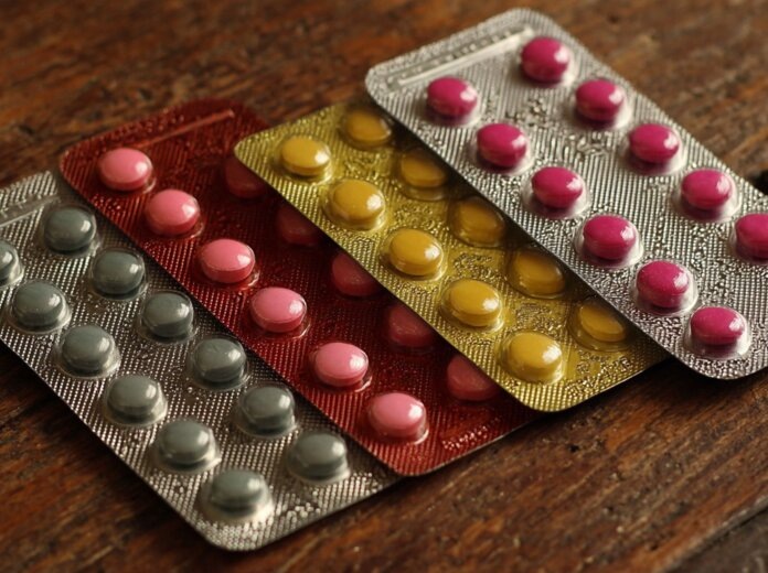 Эксперты назвали препараты, лидирующие по объему продаж в аптеках Прикамья