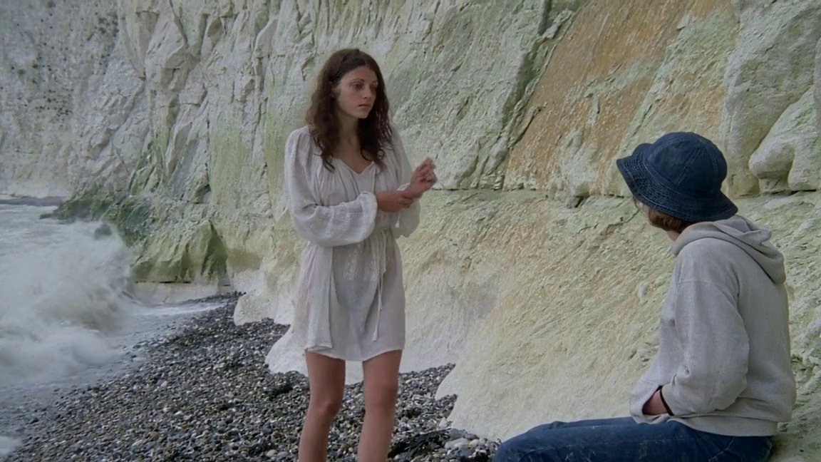 Кадр из фильма "Аморальные истории. Эпизод "Прилив" (1974)
