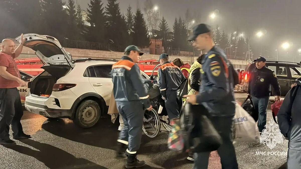    В Уфе встретили пассажиров сошедшего с рельсов поезда в Ульяновской области