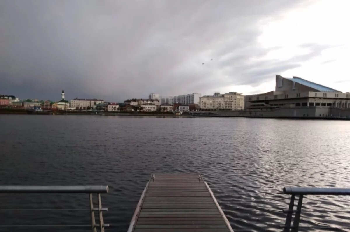    Длина озера Кабан - 8,6 километра, глубина – до 19 метров.