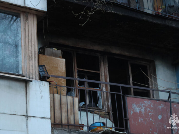 В Перми при пожаре в общежитии на ул. Курчатова погиб человек