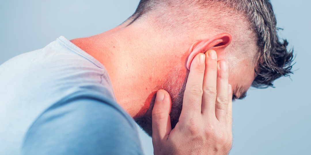 Стрельба в ухе: о каких заболеваниях говорит симптом и к какому врачу идти