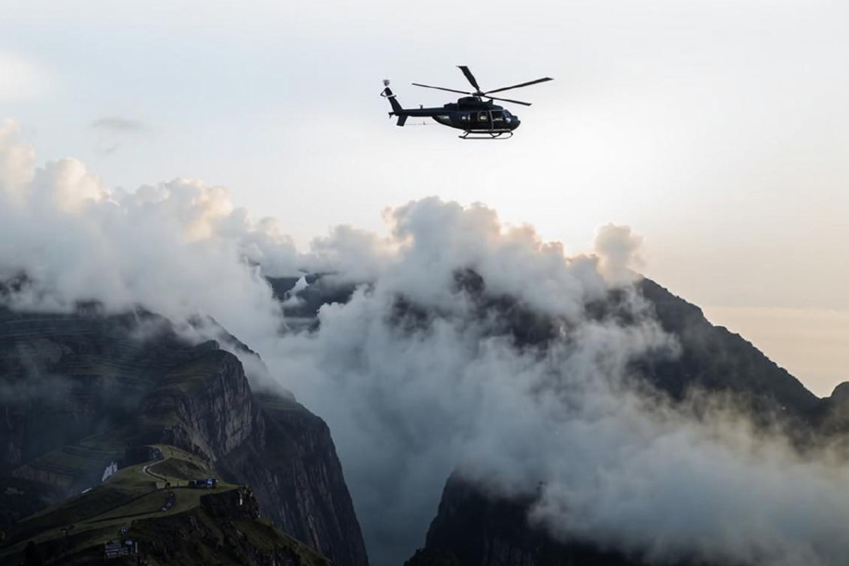 Поиски семьи возобновят не раньше конца мая.  Фото: Изображение сгенерировано нейросетью Kandinsky 3.1