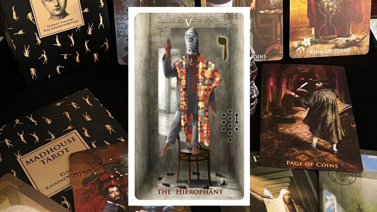 Иерофант. Photo «Madhouse Tarot» by Eugene Vinitski, Elsa Khapatnukovski