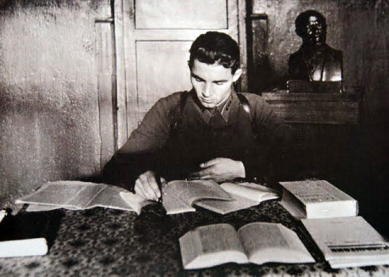 Маргелов в молодости