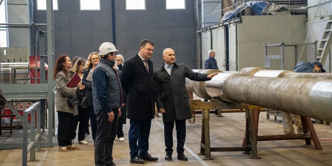 Председатель Социального Фонда России посетил завод ОСК «Янтарь»