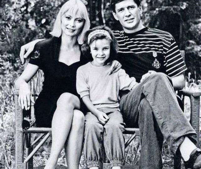 Актеры "Гения" умерли в одном возрасте от рака