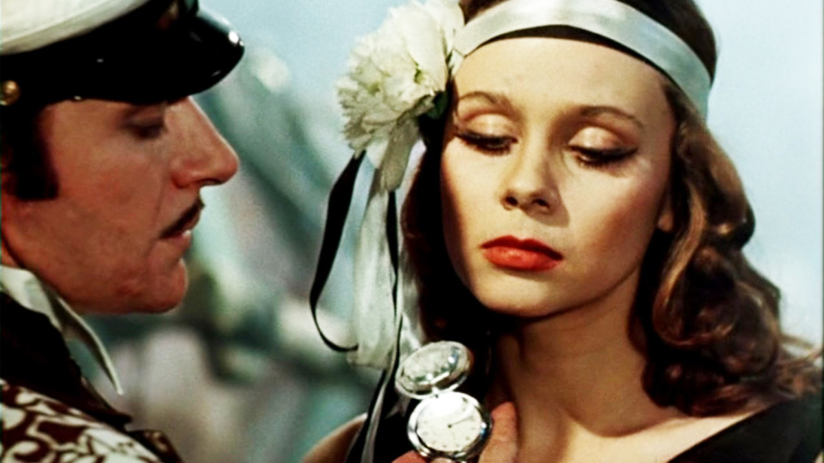 Андрей Миронов и Любовь Полищук в фильме "12 стульев"