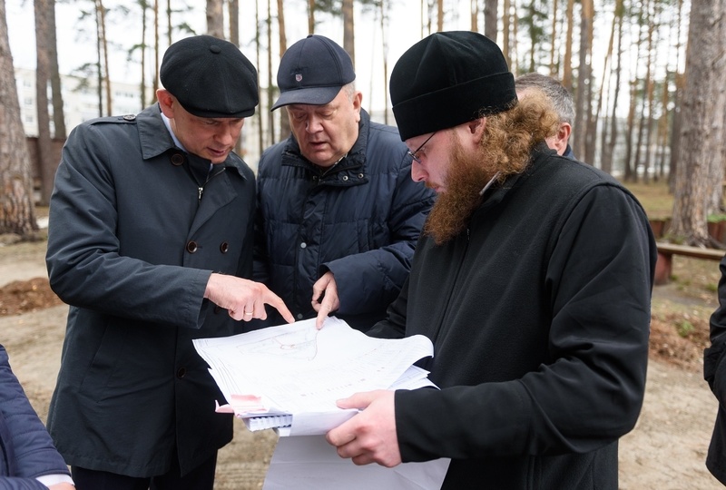 В Заречном определены этапы работ по благоустройству территории у храма Серафима Саровского