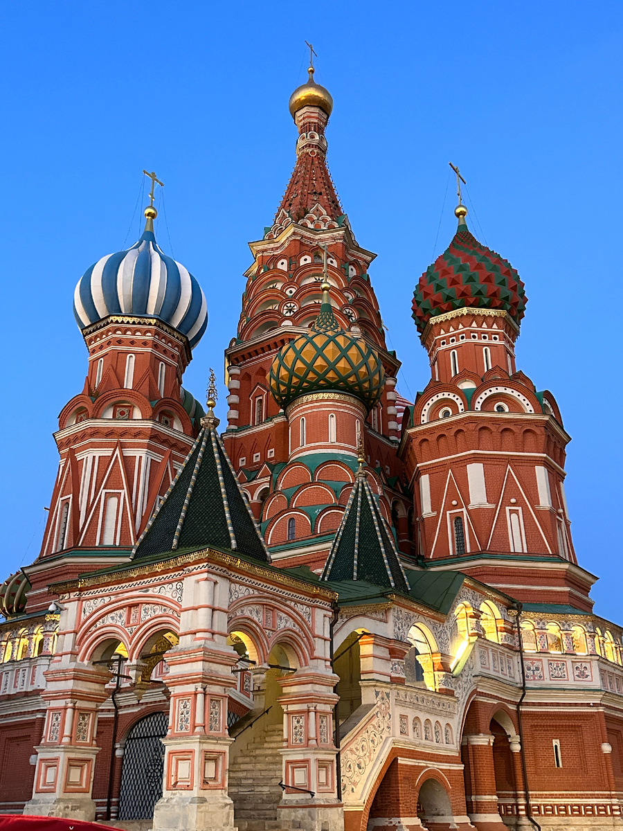 Снято на Iphone в вечернее время