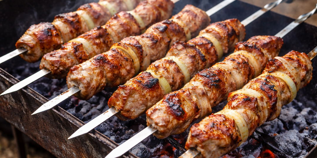 Жарю шашлык на майские как в СССР: старый рецепт сочного, нежного и ароматного мяса - секрет в маринаде