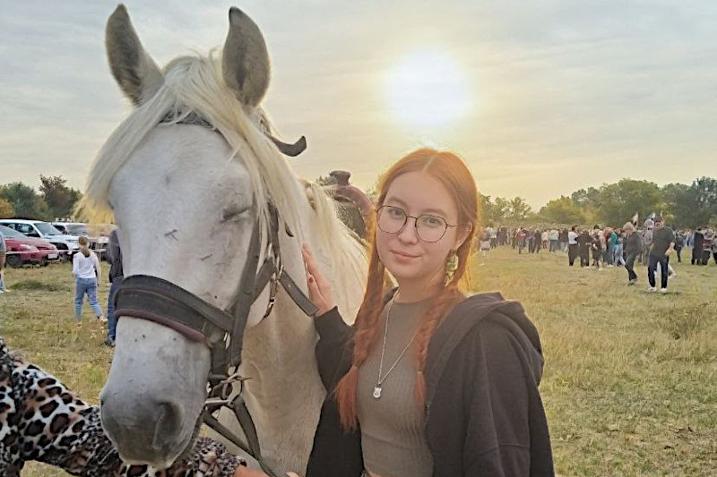    Ангелина Усанова