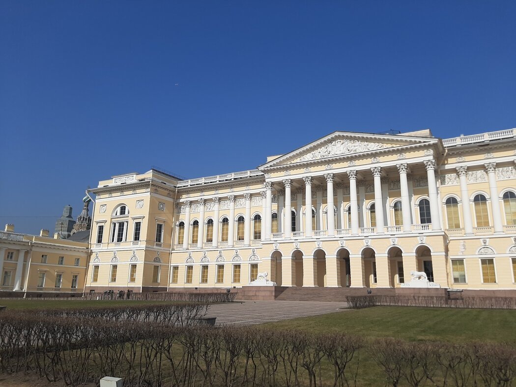 Русский музей основан в 1895 г. по указу императора Николая II