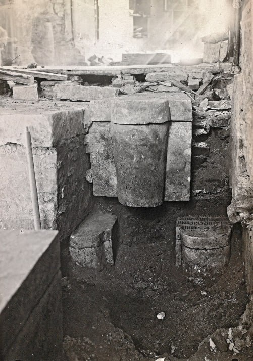 Исследованные саркофаги