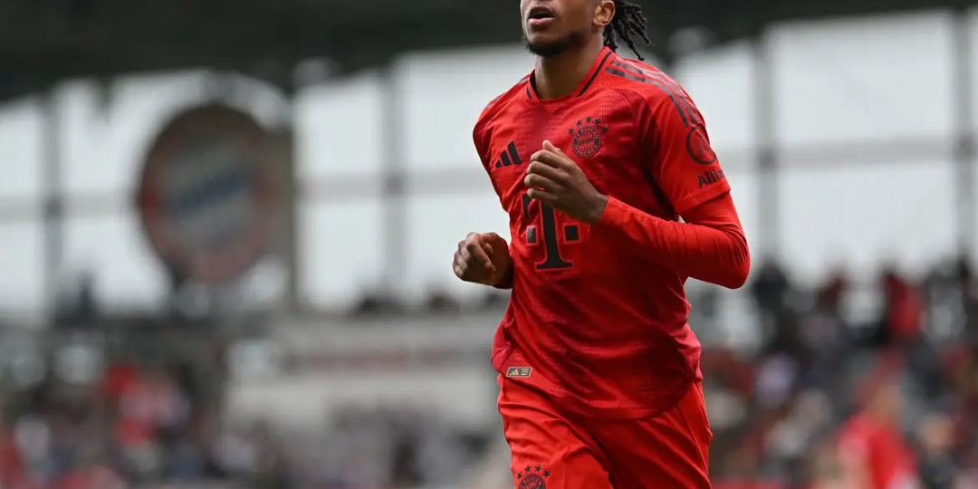 Экс-игрок «Реала» Хедира призвал клуб подписать вингера «Баварии» Олисе