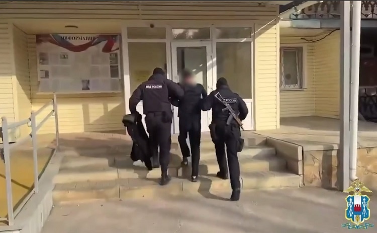    На фото стоп-кадр видеоматериала ГУ МВД России по РО Татьяна Пшеничная