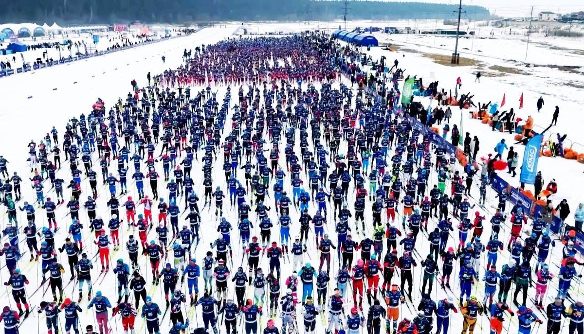    Победители Югорского лыжного марафона поделились впечатлениями от гонки в Ханты-Мансийске