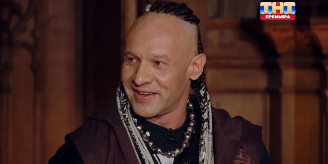 «Битва экстрасенсов» 4 апреля: Руфлядко ушёл под крики и проклятия, а Бесов снова взял белый конверт.