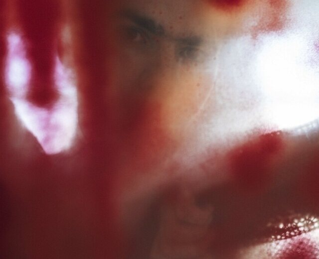 Данила Холодков из Shortparis, продюсер-звонарь Филипп Горбачев и композитор Александр Чайка собрали супергруппу «Светолит»