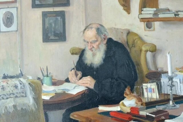    Правнук Льва Толстого Даниил стал гражданином России: что известно?