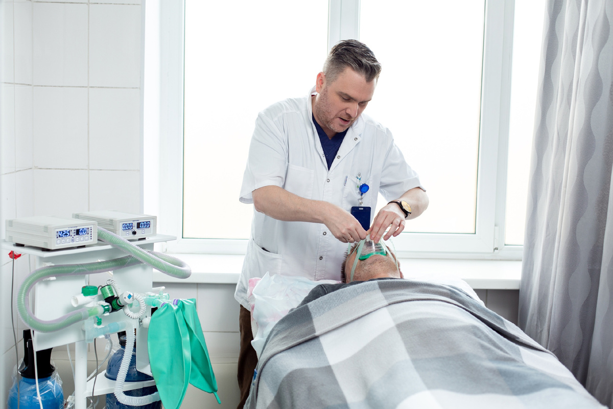 В клинике детоксикация проходит эффективнее за счет аппаратных методов