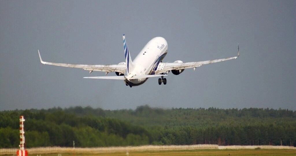 Красноярцы планируют путешествия с помощью нейросетей. Чем помогает ИИ?