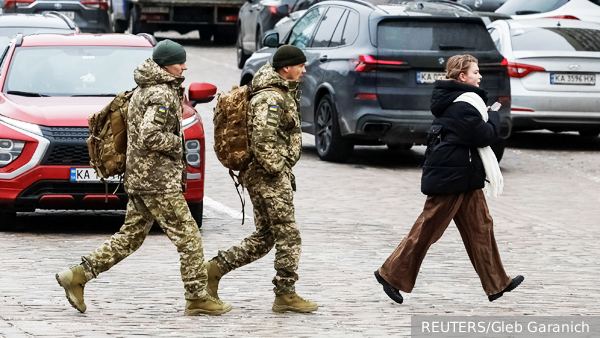     Фото: REUTERS/Gleb Garanich   
 Текст: Вера Басилая