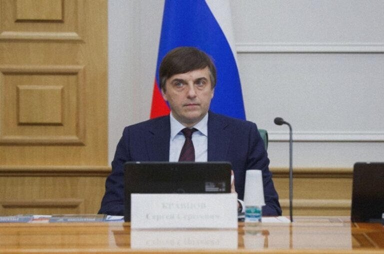    Иллюстрация к материалу: Минпросвещения: 11-летнее обучение отвечает потребностям российских школьников