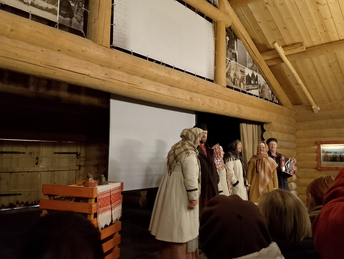 Кураторы проекта, сотрудники музея. Фото автора 