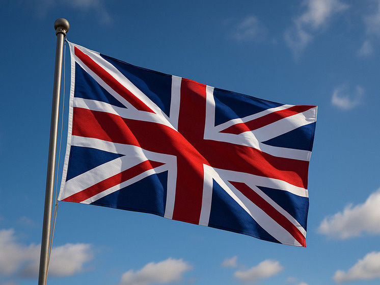     Коллаж: генерация ChatGPT