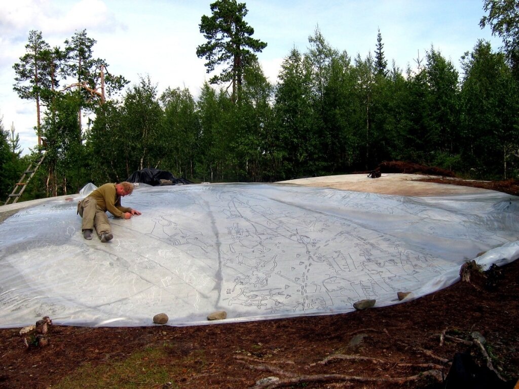 © Музей-заповедник «Петроглифы Канозера» / Петроглифы Канозера оцифруют: археологи изучат древнее искусство Кольского полуострова