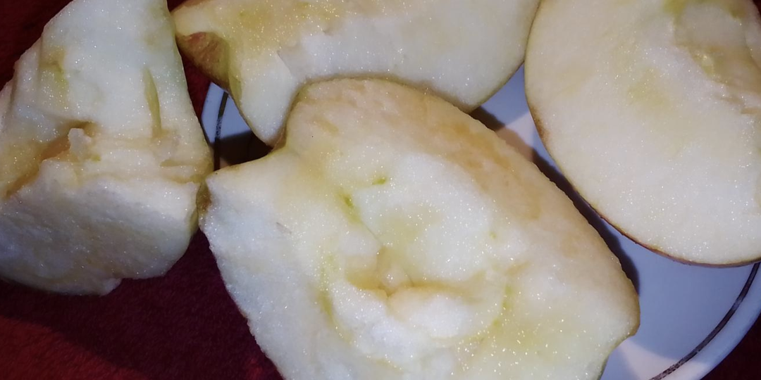 Почему пропадает желание есть яблоки: мнение врачей