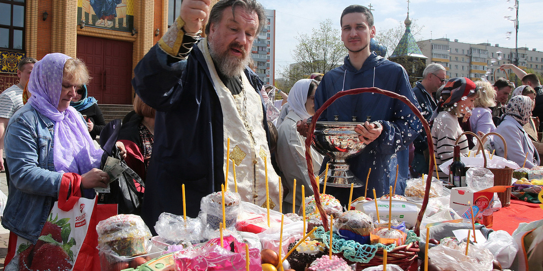 Иеромонах Макарий (Маркиш) рассказал об отношении Церкви к «куличемании»