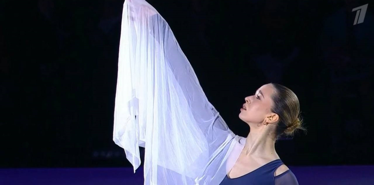    Камила Валиева на турнире шоу-программ "Русский вызов". Фото: стоп-кадр прямого эфира "Первого канала"