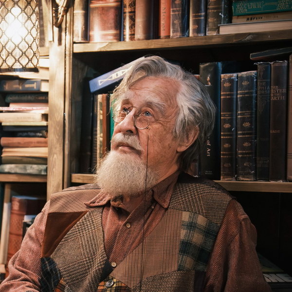     Леонид Якубович, Сергей Безруков и Никита Кологривый снялись в кинофэнтези «Живая книга»
