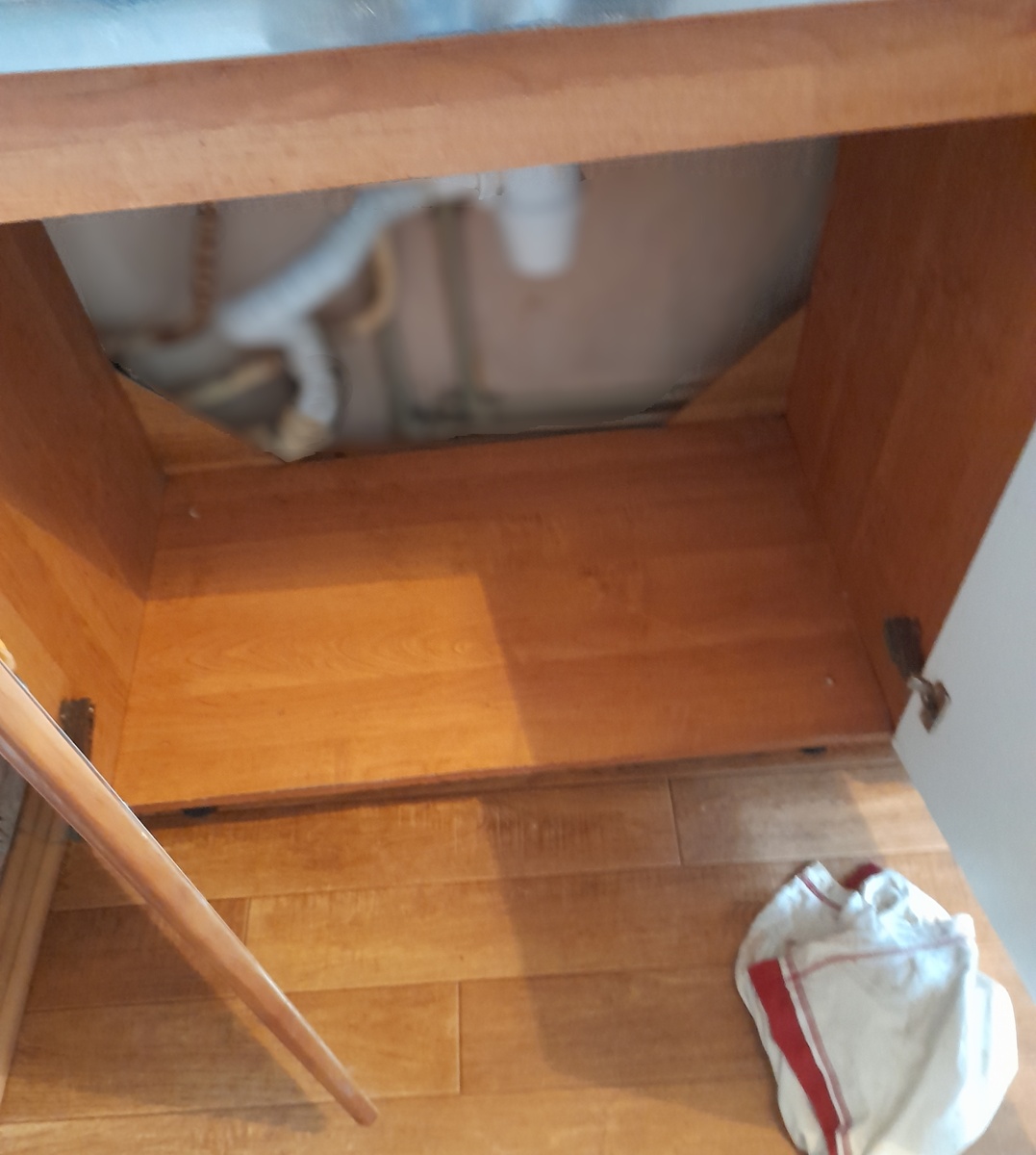 После промывки сифона и гофры