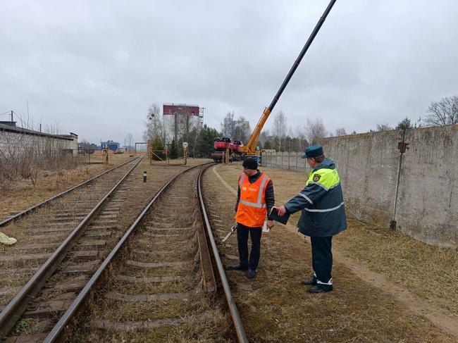 УСПЕТЬ ПРОСЕМАФОРИТЬ