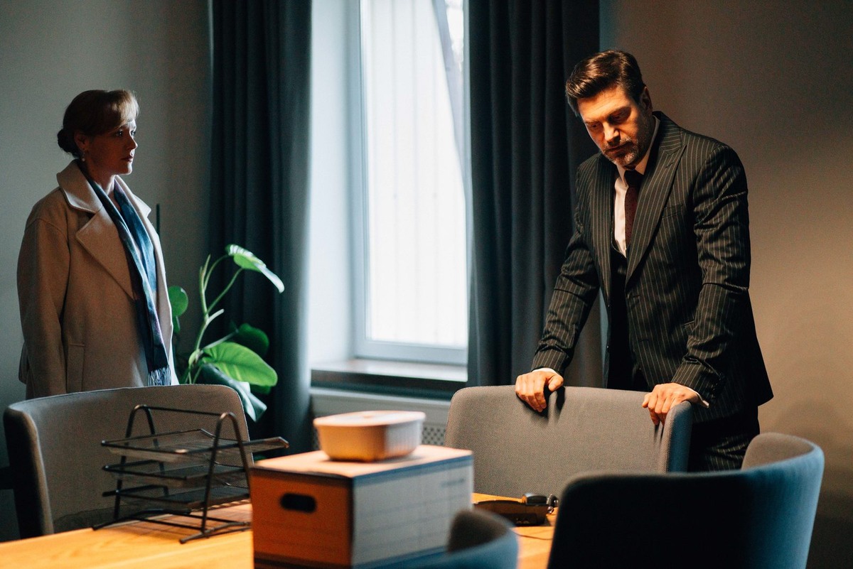 Калр сериала «А как иначе»