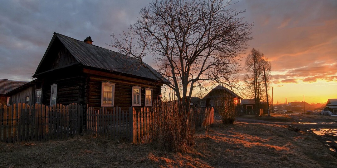 ЯБЛОНИ ЦВЕТУТ ОДИН РАЗ